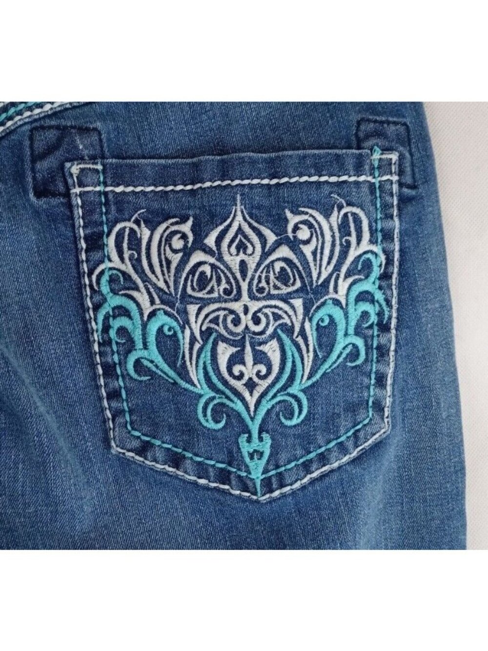 Rancho Estancia Jewelled Whiskered Distressed Embroidered Jeans Size 29 - Picture 6 of 10